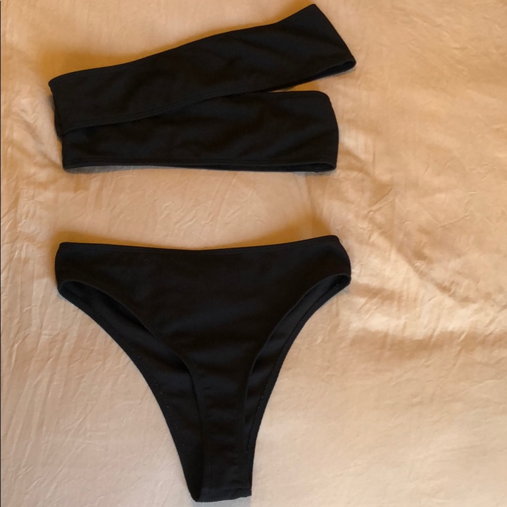 ZAHARA SWIM